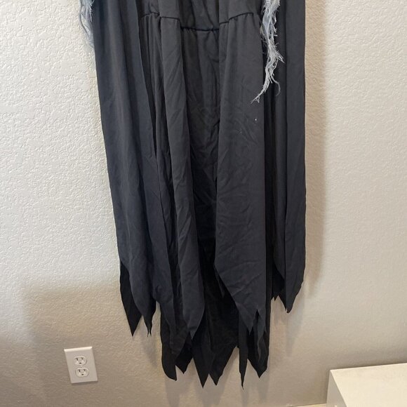 Girls Size Medium 12-14 Miss Reaper Tween Halloween Costume Dress Cape Chain - Picture 5 of 12